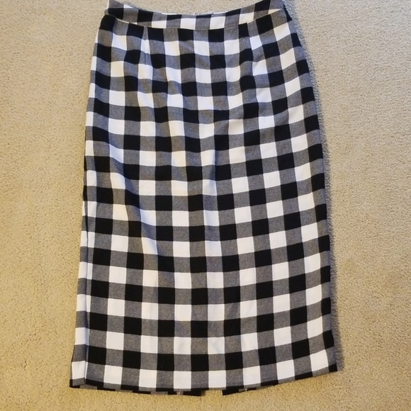 Who What Wear Dresses & Skirts - ☆ Who What Wear ☆ Checkered Skirt  Size 10